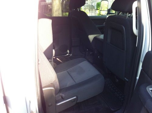 2011 Chevrolet Silverado 2500 HD LT Crew Cab Pickup 4-Door 6.0. LITER 4WD, image 20