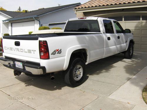 Chevy 3500 4wd crew cab. duramax diesel, allison, srw, loaded. no reserve