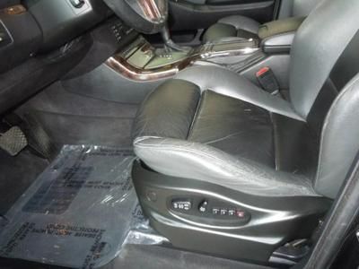 AWD SUV 4.4L Sun Roof Heated Leather Memory Seats Steering Wheel Radio Controls, image 17