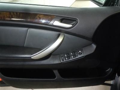 AWD SUV 4.4L Sun Roof Heated Leather Memory Seats Steering Wheel Radio Controls, image 19