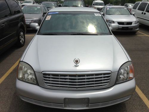 2000 cadillac deville sedan 4-door 4.6l. very clean excellent smooth drive