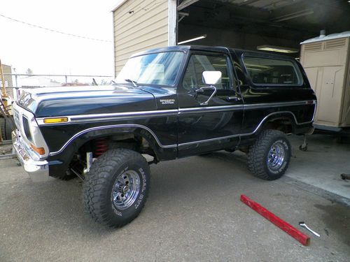 1978 ford  bronco custom 4x4 sport utility  lifted newer motor