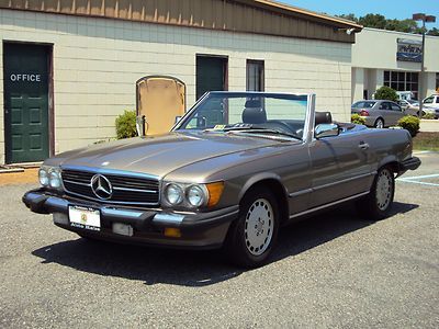 1987 mercedes 560sl conv. - runs/drives excellent! - looks good! - low reserve!