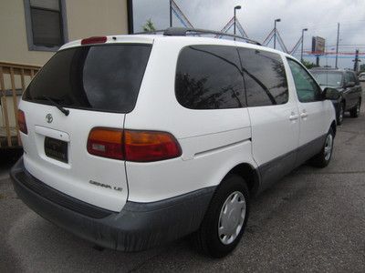 LE 3.0L Third Row Seat CD Front Wheel Drive Tires - Front All-Season ABS A/C, US $3,600.00, image 8