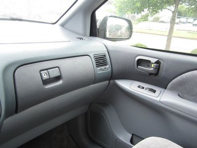 LE 3.0L Third Row Seat CD Front Wheel Drive Tires - Front All-Season ABS A/C, US $3,600.00, image 20