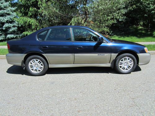 RARE Dark Blue 2004 Subaru Outback Limited Sedan Mint Condition 2.5L, image 4