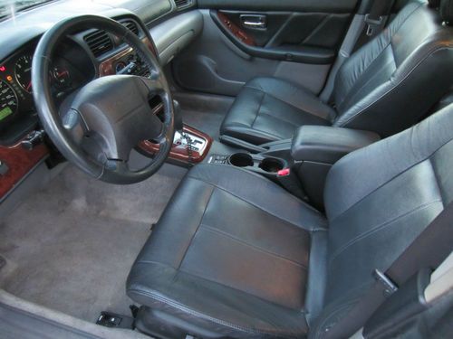 RARE Dark Blue 2004 Subaru Outback Limited Sedan Mint Condition 2.5L, image 7