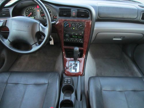 RARE Dark Blue 2004 Subaru Outback Limited Sedan Mint Condition 2.5L, image 8
