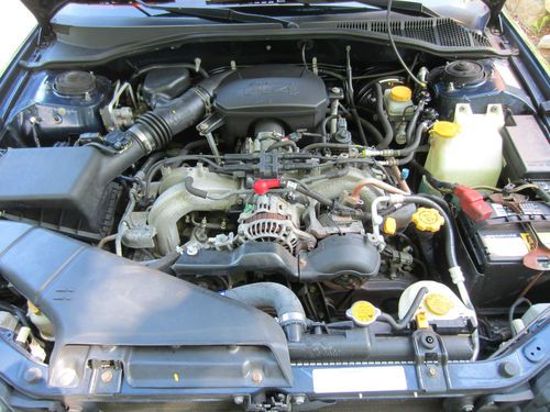 RARE Dark Blue 2004 Subaru Outback Limited Sedan Mint Condition 2.5L, image 16