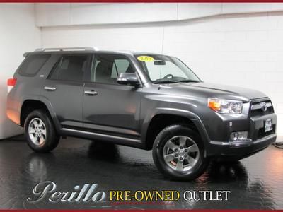 2010 toyota 4runner sr5 awd//convenience package//premium package//bluetooth