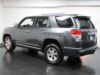 2010 Toyota 4Runner SR5 AWD//Convenience Package//Premium Package//Bluetooth, image 4