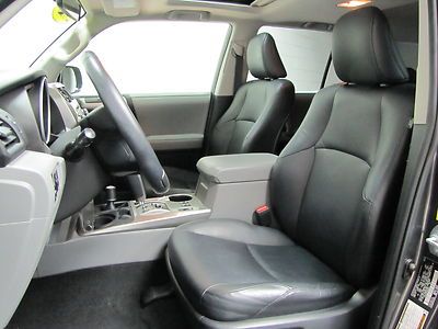 2010 Toyota 4Runner SR5 AWD//Convenience Package//Premium Package//Bluetooth, image 11