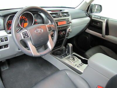 2010 Toyota 4Runner SR5 AWD//Convenience Package//Premium Package//Bluetooth, image 15