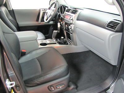 2010 Toyota 4Runner SR5 AWD//Convenience Package//Premium Package//Bluetooth, image 24