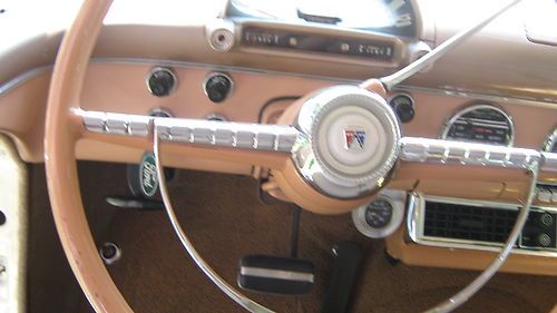 1955 Ford Fairlane Base 4.4L, image 10