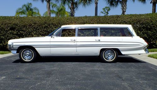 1961 oldsmobile dynamic 88 fiesta station wagon