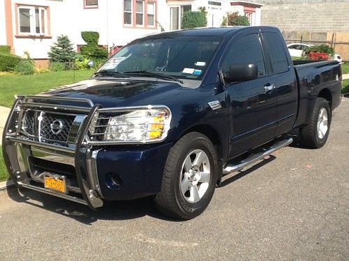 2007 nissan titan le crew cab pickup 4-door 5.6l