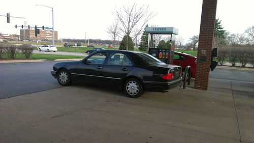 1998 mercedes e320, ***great fixer upper***