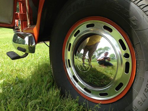 1965 VW Deluxe Sunroof Bus, image 9