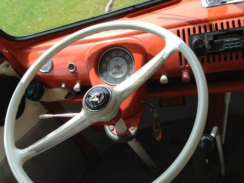 1965 VW Deluxe Sunroof Bus, image 19