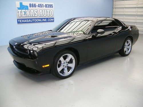 We finance!!!  2009 dodge challenger r/t hemi 6-speed heated seats 20 rims sat