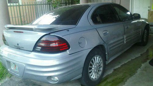 2000 pontiac grand am se sedan 4-door 2.4l