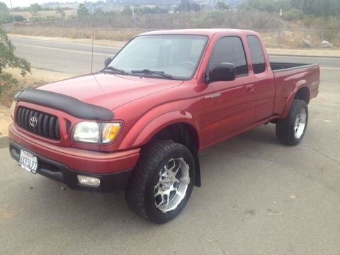 2002 toyota tacoma sr5 pre runner burgandy