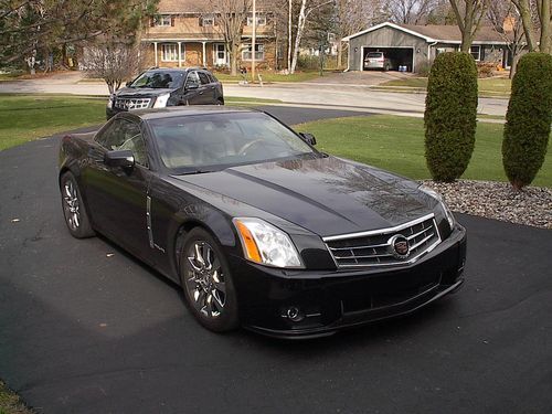 2009 cadillac xlr platinum convertible 2-door 4.6l