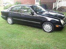 2001 mercedes-benz e320 4matic sedan fully loaded navi awd excellent no reserve!