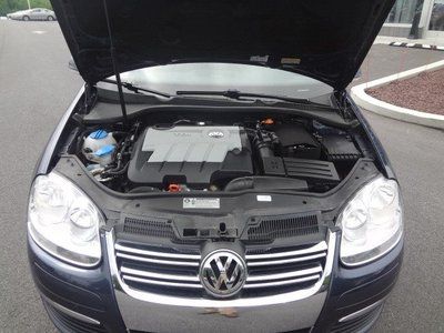 TDI Diesel 2.0L CD Turbocharged Traction Control Leather Extra Clean Car, US $18,500.00, image 9