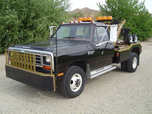 1985 dodge w350 power ram 4x4..440 holmes wrecker tow truck w/wheel lift 67k mi.