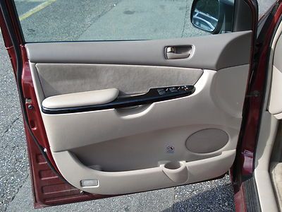 NO RESERVE 2004 TOYOTA SIENNA LE 3.3L V6 7-PASS SONY DVD ONE OWNER RUNS GREAT!, image 21
