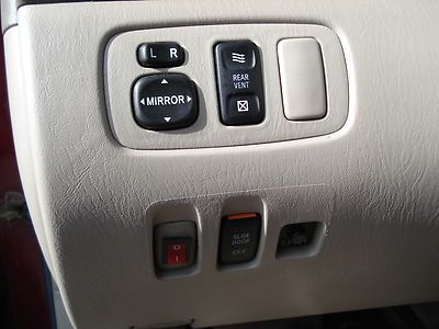 NO RESERVE 2004 TOYOTA SIENNA LE 3.3L V6 7-PASS SONY DVD ONE OWNER RUNS GREAT!, image 59