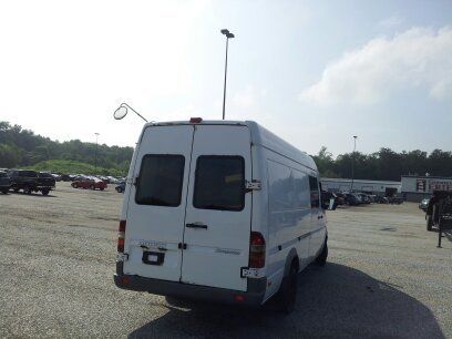 2003 dodge sprinter 3500 base standard cargo van 3-door 2.7l