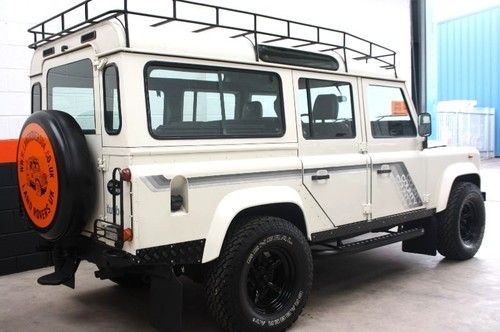 Land rover d-110 defender. left hand drive 2.5 turbo diesel.