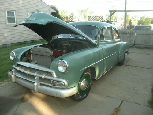 1952 chevy 2dr deluxe nice original condition