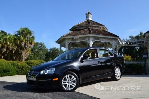 Six speed transmission***one florida owner***sattelite radio***