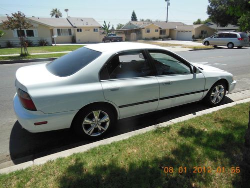 1997 honda accord ex sedan 4-door 2.2l