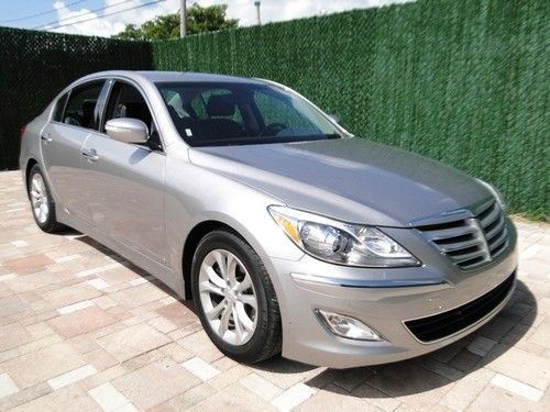 13 genesis 3.8l auto sedan air power pkg cruise control low miles leather stereo