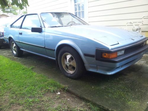 1984 toyota celica supra hatchback 2-door 2.8l