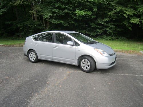 2006 toyota prius base hatchback 4-door 1.5l