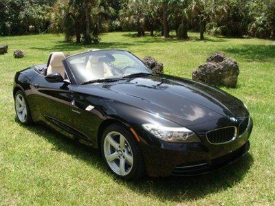 2011 bmw z4 3.0i,bmw warranty &amp; free maintenance,1-owner,carfax certified,n0 re