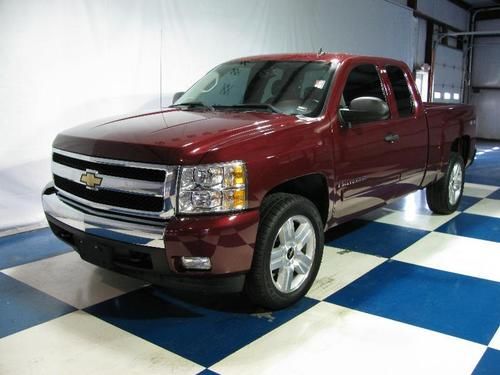 2008 chevy silverado 1500 lt ext-cab 4wd sb..53k miles..5.3l v8