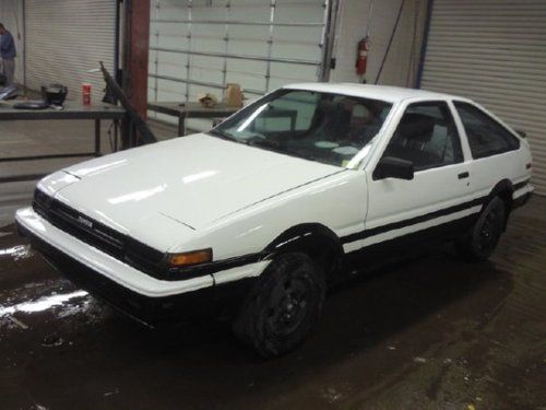 1985 toyota corolla sport gts hatchback 2-door 1.6l ae86