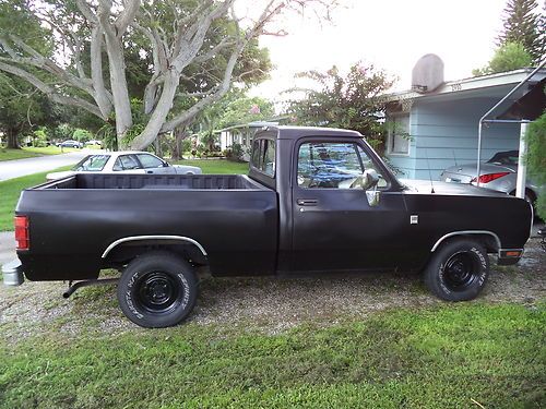 1987 dodge ram short bed pickup /dodge d100