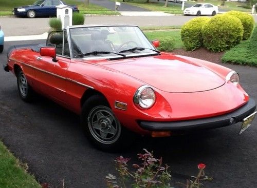 1982 alfa romeo spider veloce red convertible-50k miles - no reserve