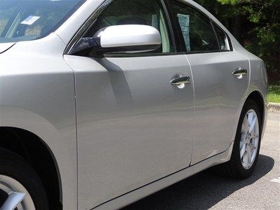 Silver 3.5L V6 290 hp Black Cloth Warranty Used Financing Like New 4 door sedan, image 11