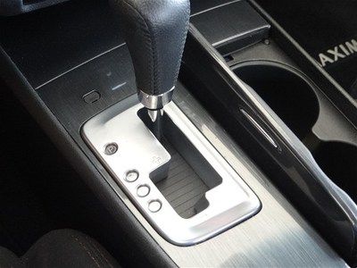 Silver 3.5L V6 290 hp Black Cloth Warranty Used Financing Like New 4 door sedan, image 36