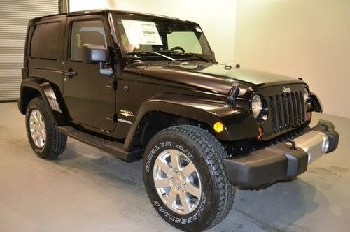 2013 jeep wrangler sahara sport utility 2-door 3.6l