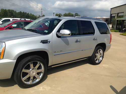 Silver escalade 2010 hard loaded